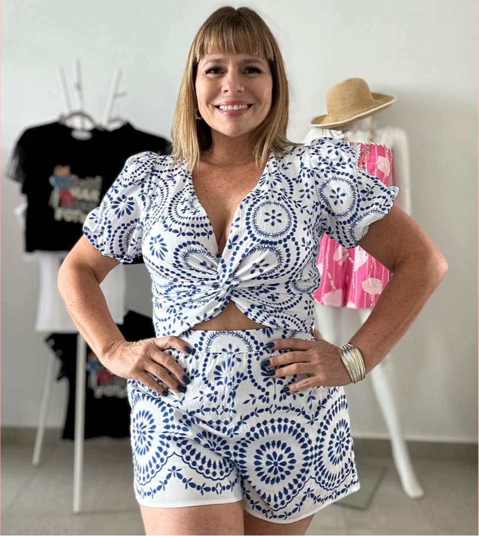 Mares Eyelet Embroidered Set