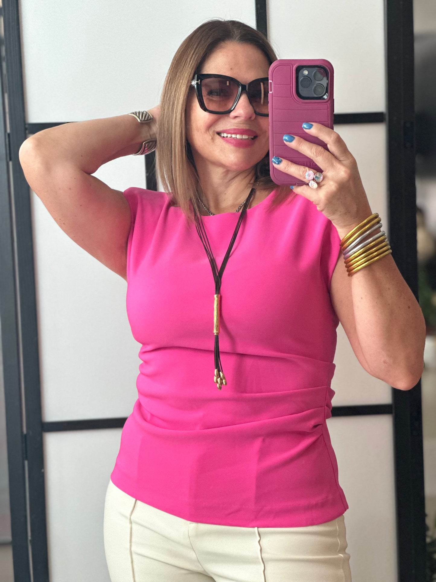 Round Neck Sleeveless Top